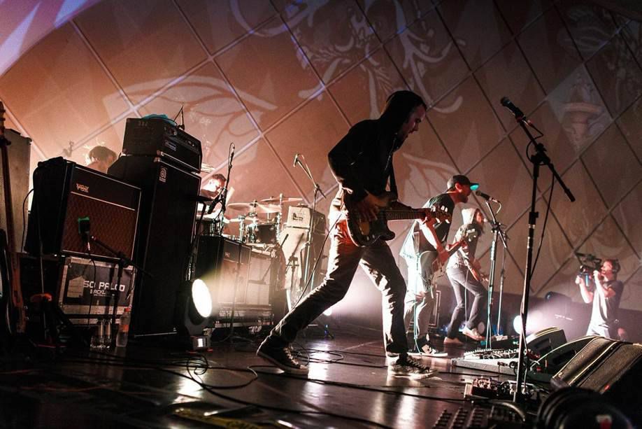 洋楽 BOYS LIFE US EMO emotional Rock band 洋楽 BOYS LIFE US EMO emotional Rock band Which of these pop