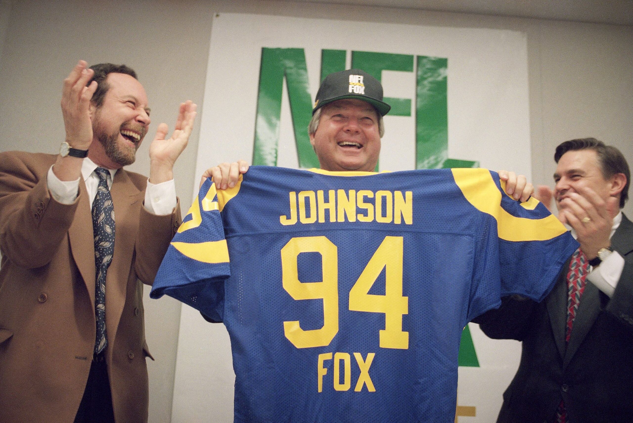 The Great NFL Heist: How Fox Paid for and Changed Football Forever - The  Ringer, image size:2560x1711