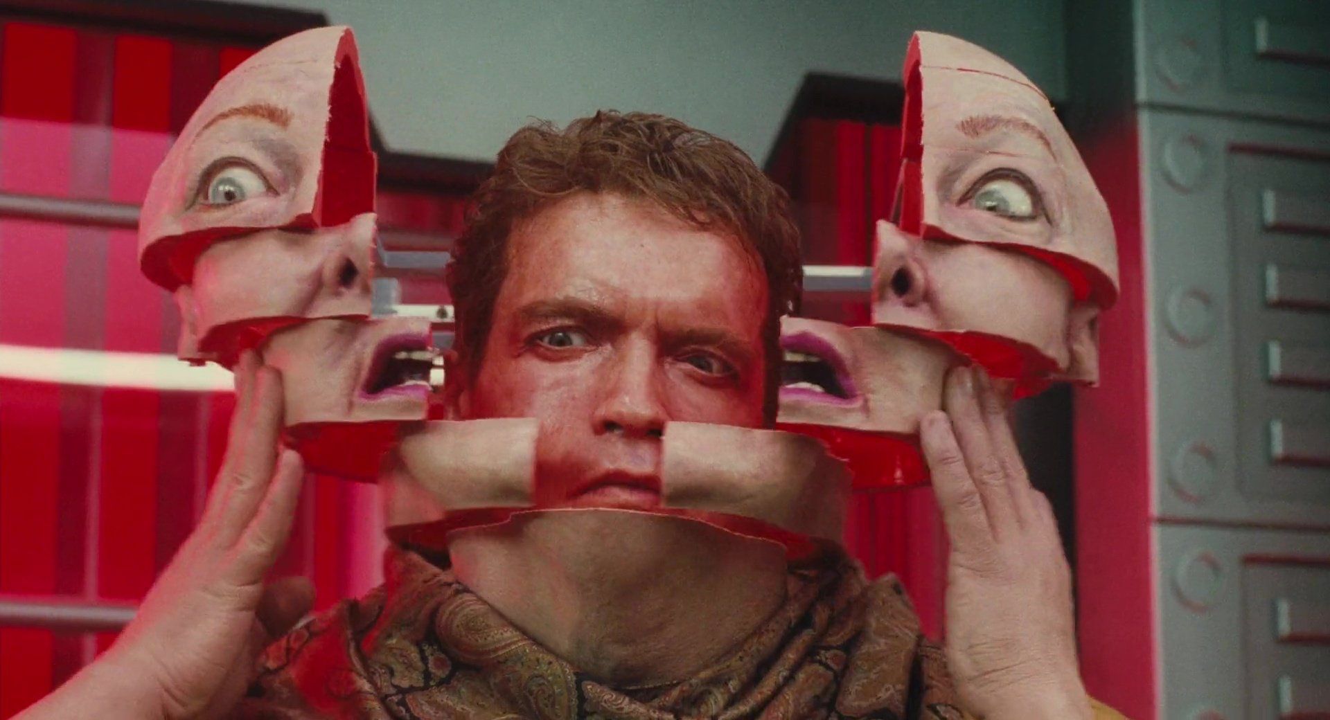 Arnold Schwarzenegger Suffered a 'Deep' Wrist Wound While Shooting Total Recall