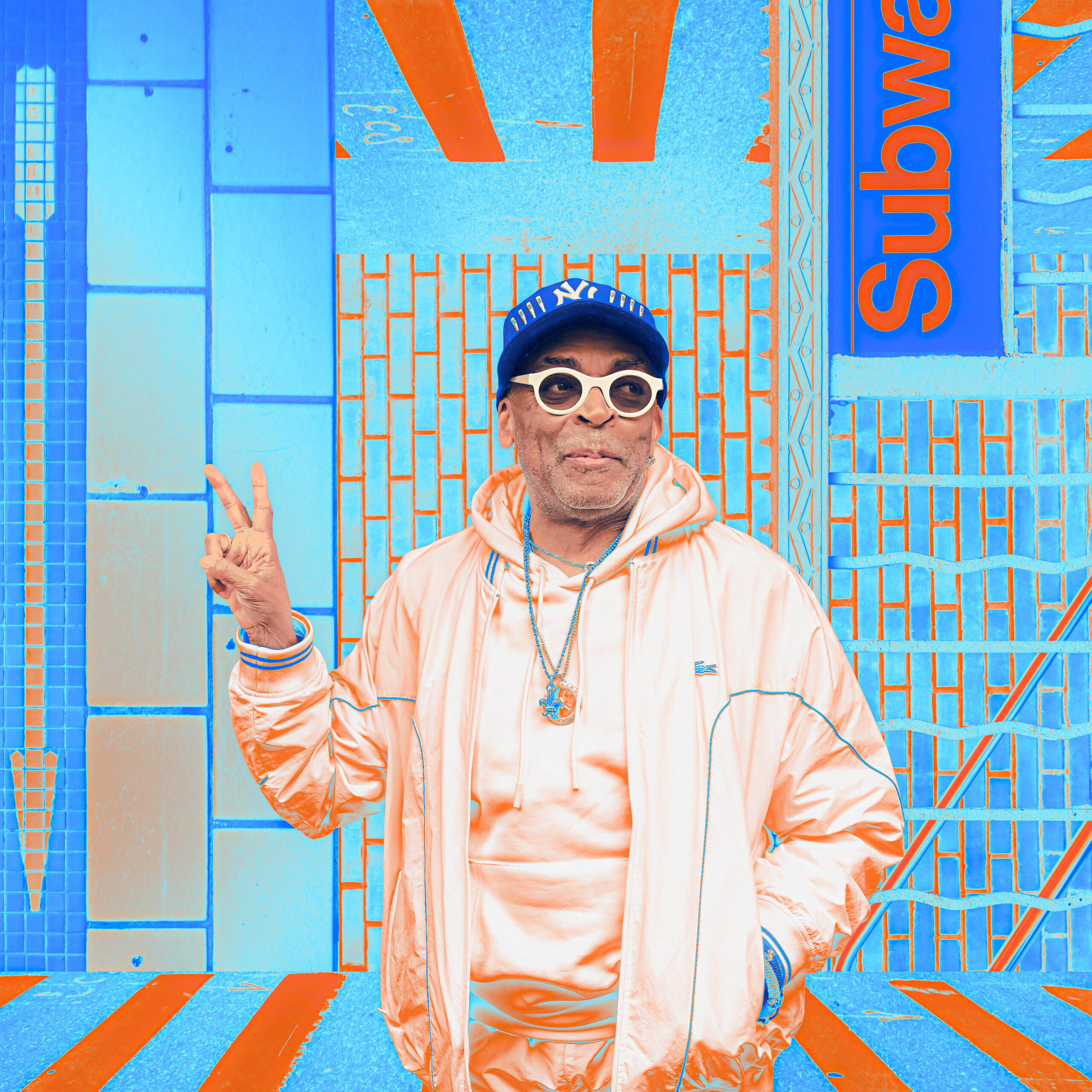 How Many Fingers Would Spike Lee Give Up for a Knicks Championship? - The  Ringer, image size:2560x2560